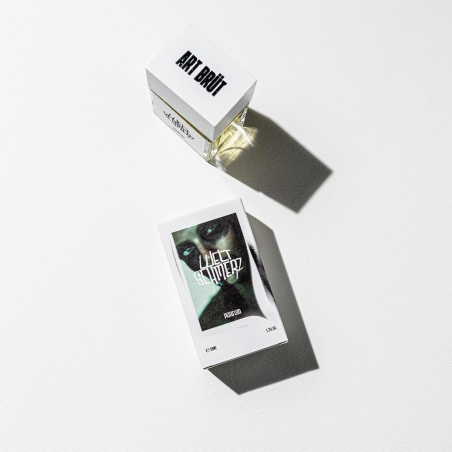 Art Brüt – Weltschmerz | Sladká melancholie a teplé dřevo | Fasáda