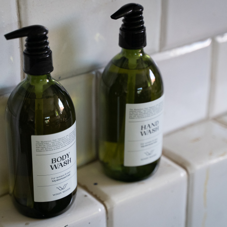 WINDY WOODS Body Wash Mysterious East